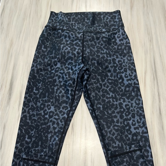 ⭐️Ziya leggings leopard print size 2 - Picture 1 of 3